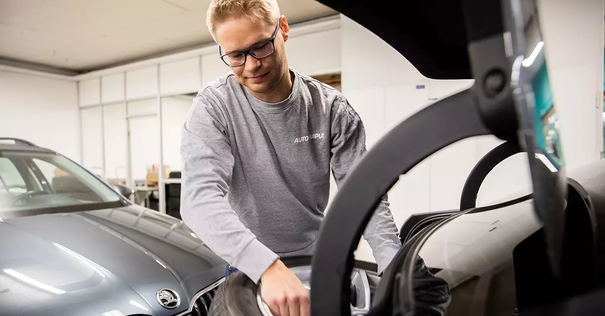 asiakastarina_Auto-huiput_Aleksi_Makela_03_1200x628